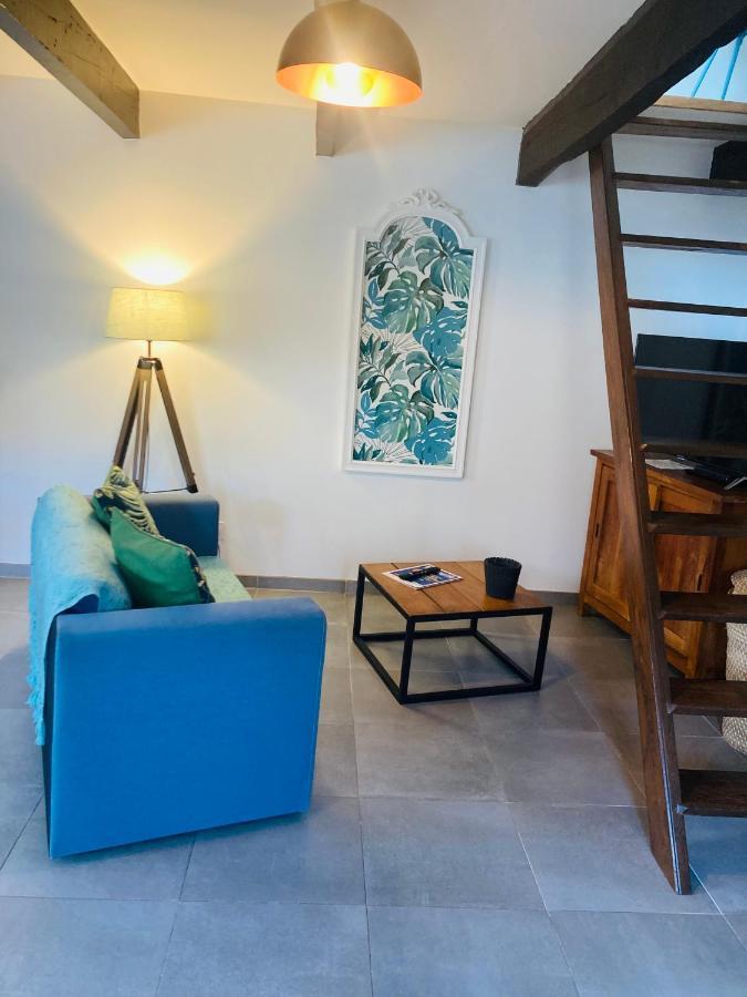 Charmante Petite Maison Renovee Quistinic Exteriör bild